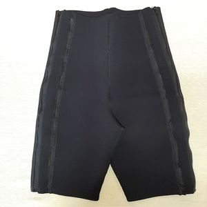 *WORKOUT* Ladies size Small black exercise (sweat) shorts